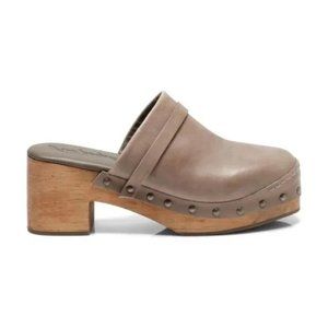 Free People Clog 7.5